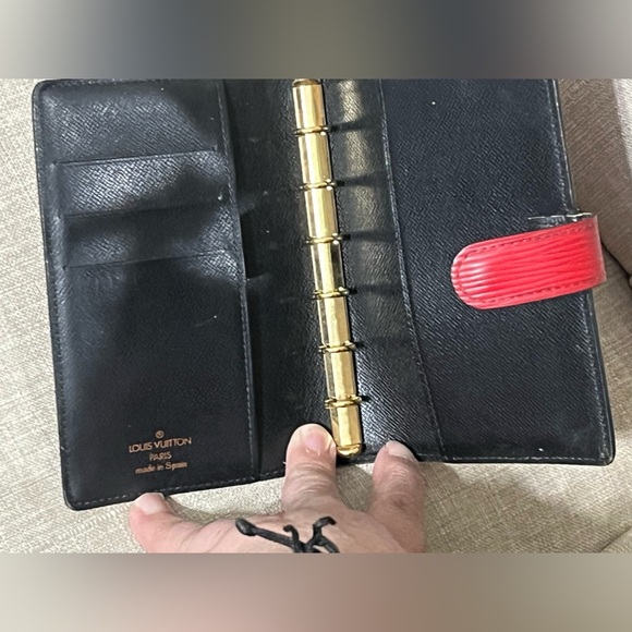 Louis Vuitton EPI Agenda Medium Ring - Picture 7 of 9